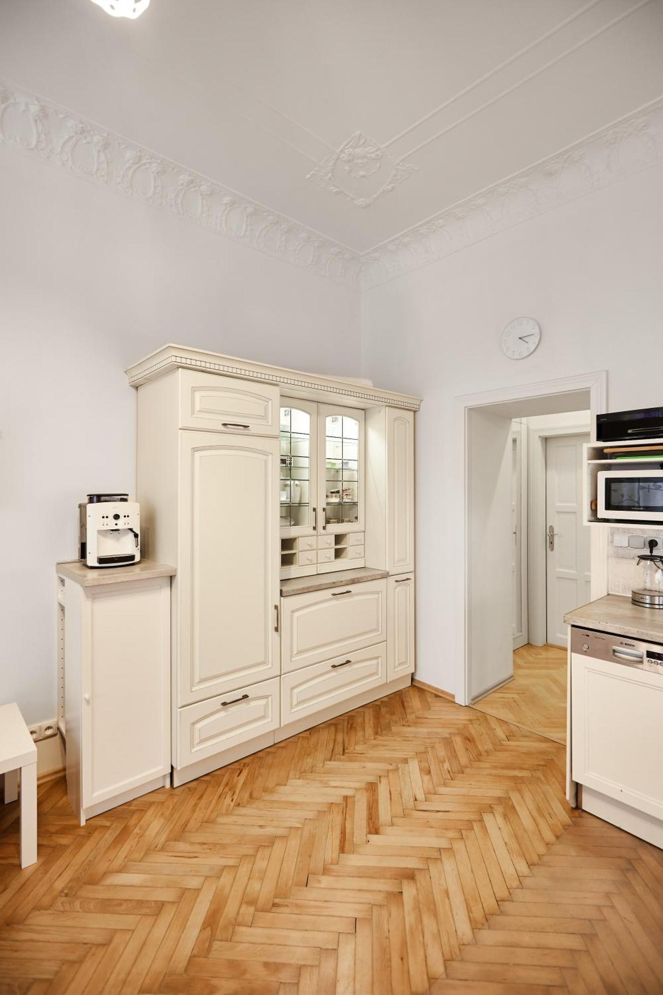 Room & Parking Assistance Praga Exterior foto