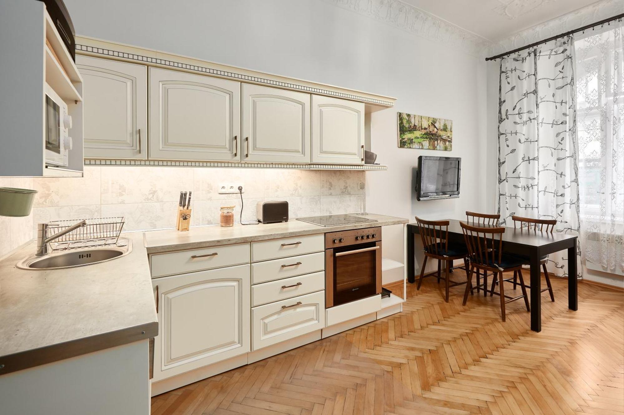 Room & Parking Assistance Praga Exterior foto