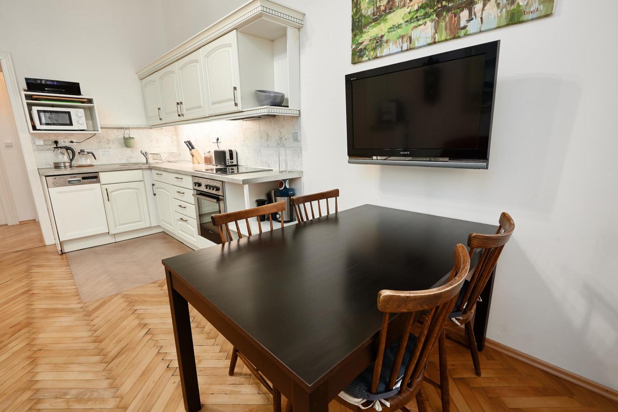 Room & Parking Assistance Praga Exterior foto